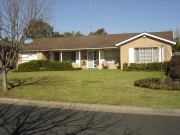 CHARMING HOME IN GREAT FAMILY STREET  Properties For Sale