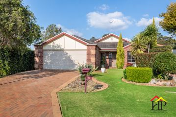 This One Is Special - 13 George Caley Place  Properties For Sale